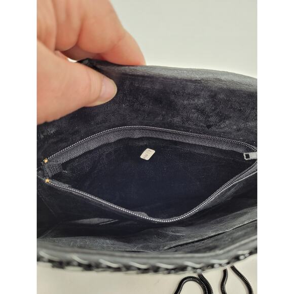 La Regale Vintage Black Metal Mesh Snap Flap Snake Chain Strap Crossbody Bag - Picture 13 of 16